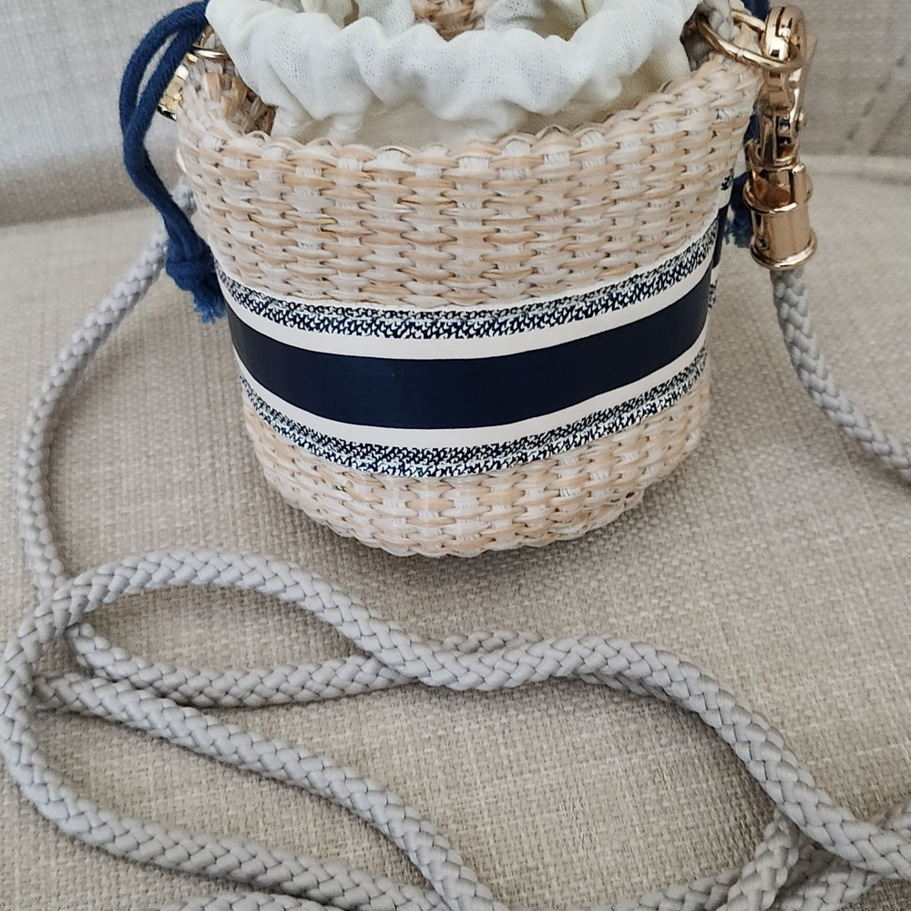 🔥Christian Dior Mini VIP Beauty Novelty Bucket Crossbody Bag - Picture 10 of 12